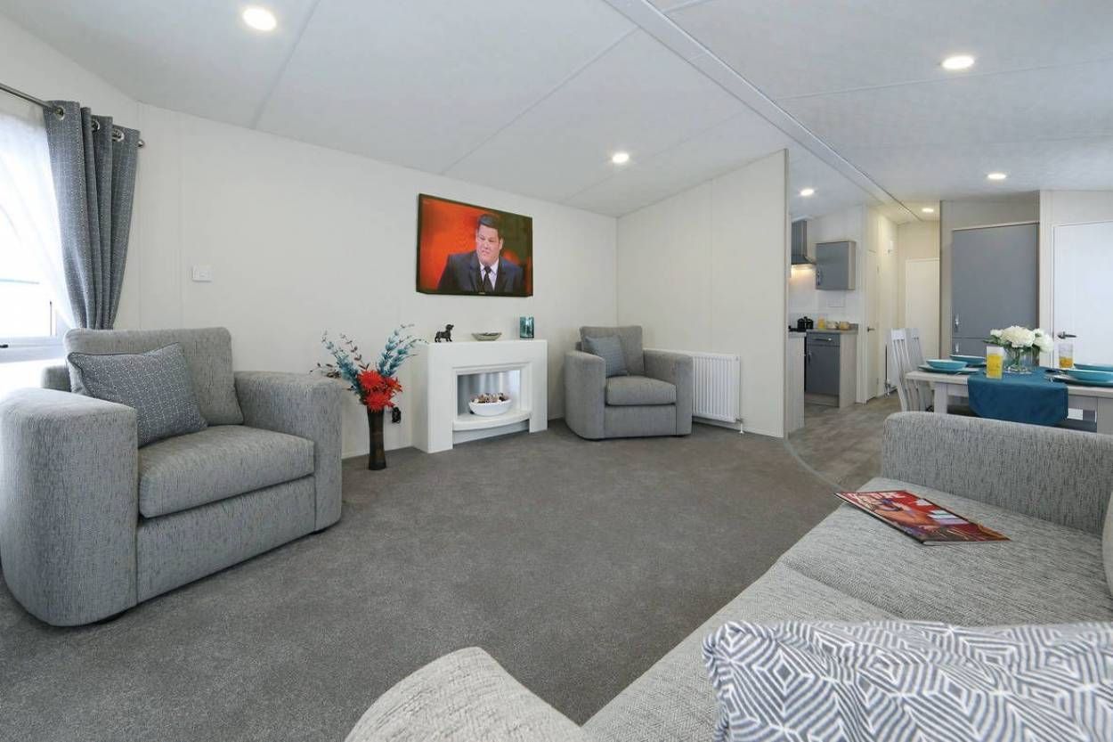 2 bedroom Lodge For Sale