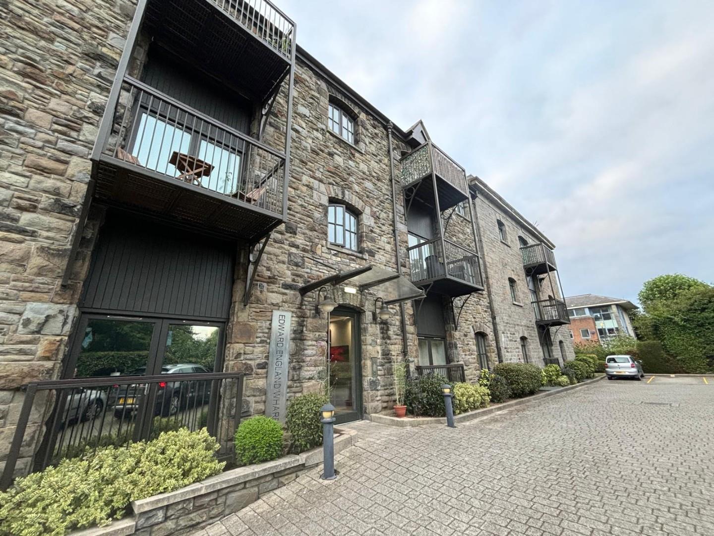 1 bedroom Apartment Let