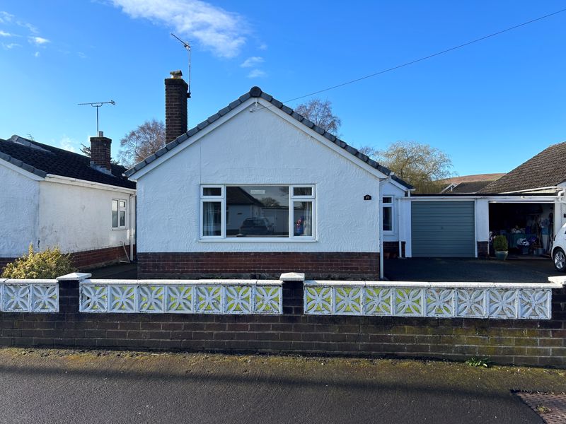 3 bedroom Detached house To Let