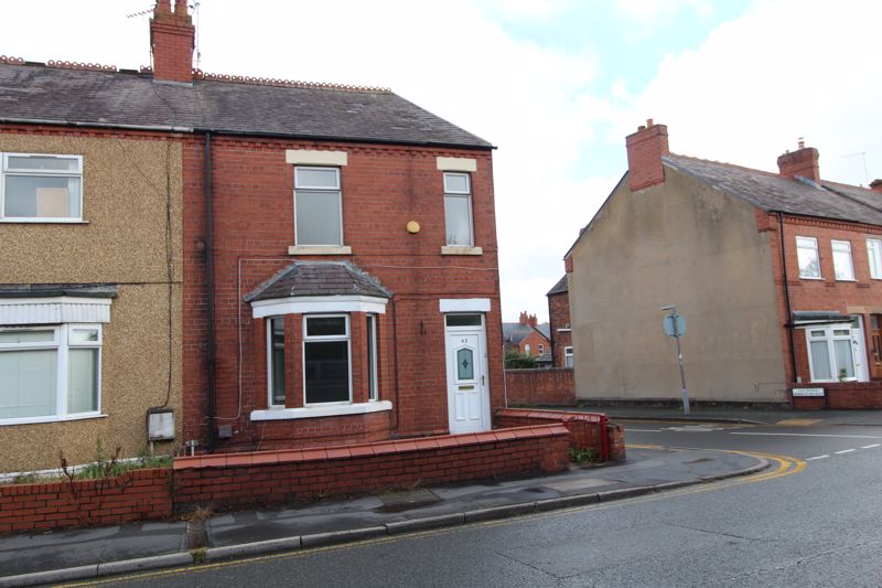 3 bedroom Detached house SSTC