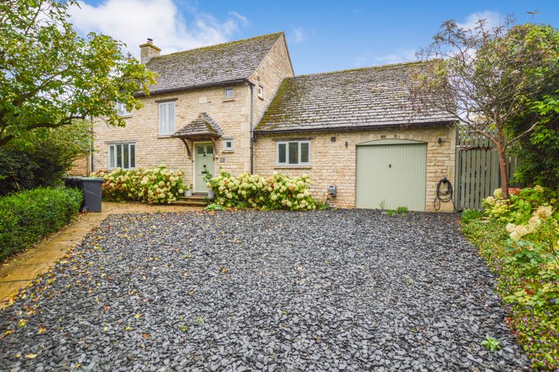 3 bedroom Detached house Let
