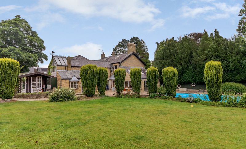 7 bedroom Detached house Sold