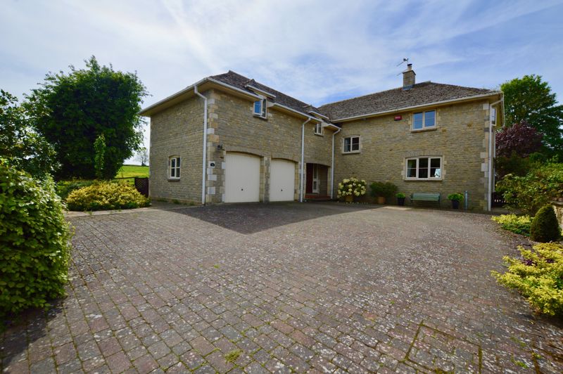 5 bedroom Detached house Sold