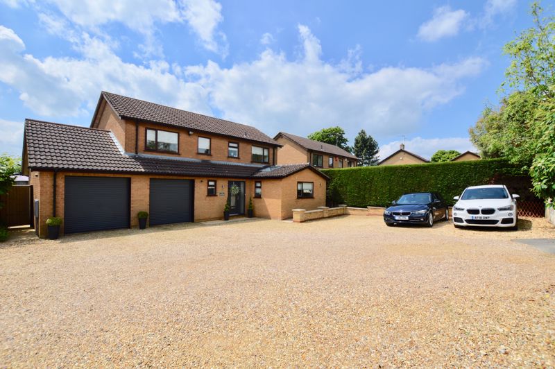 4 bedroom Detached house Sold