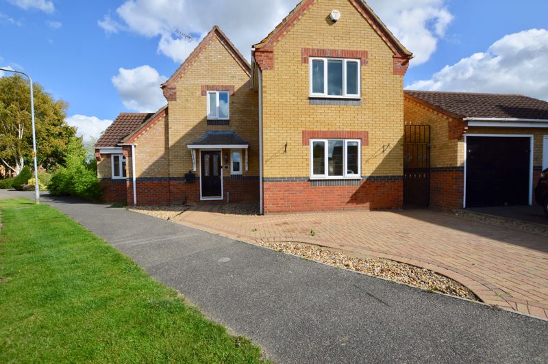 4 bedroom Detached house Sold