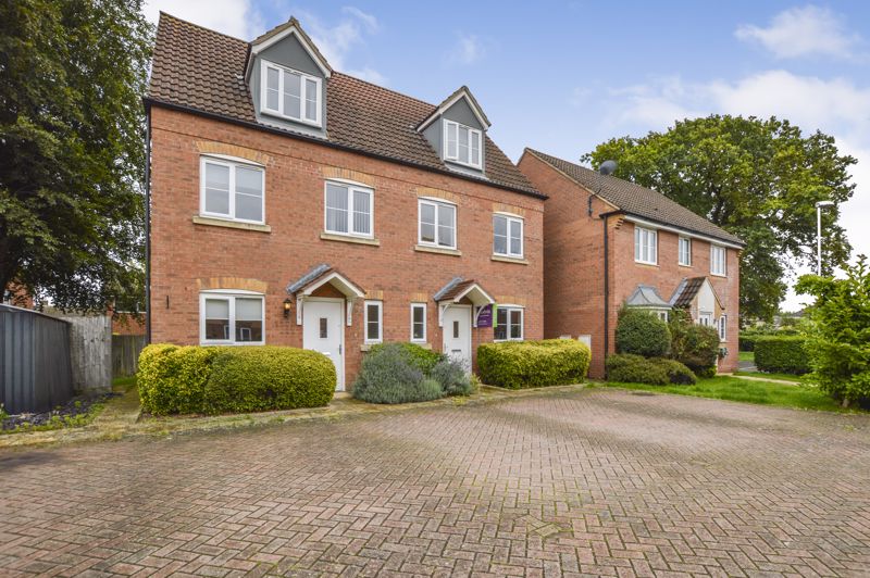 3 bedroom Detached house Sold