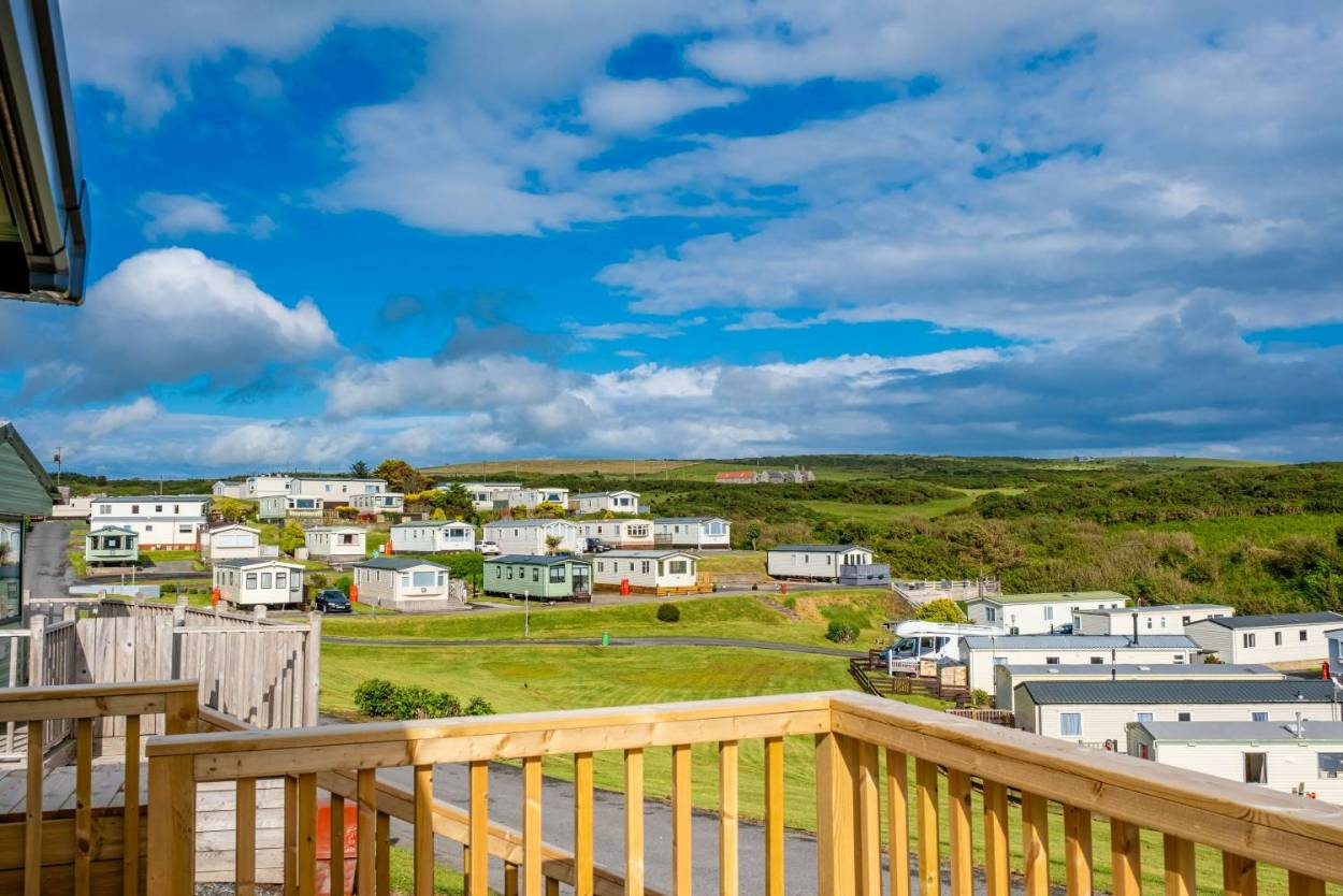 2 bedroom Guest House For Sale