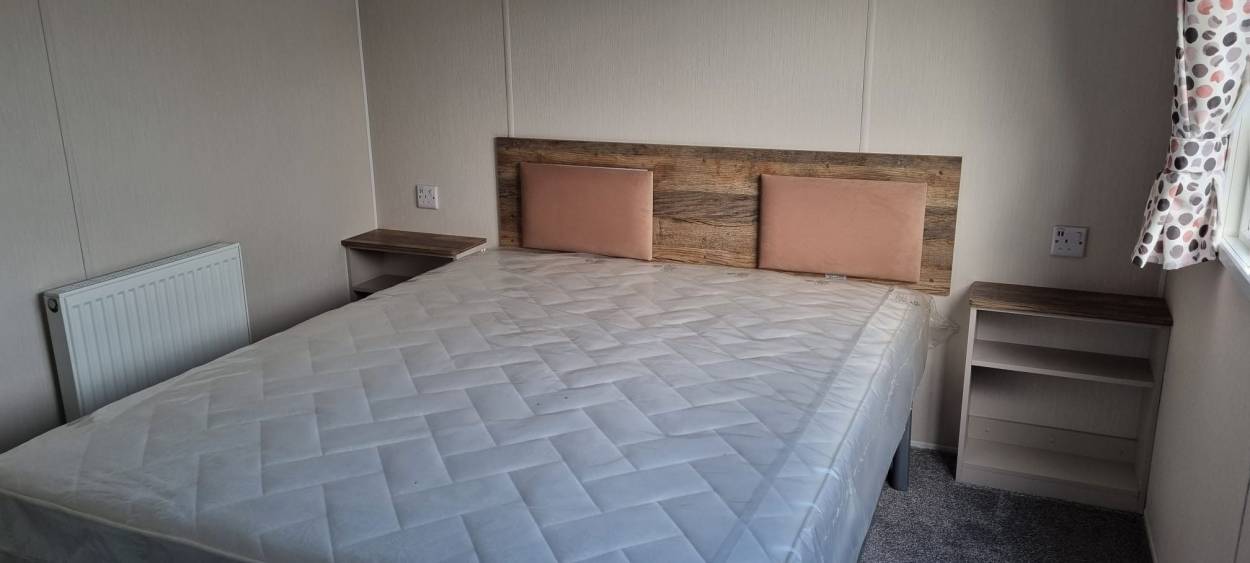 2 bedroom Guest House For Sale