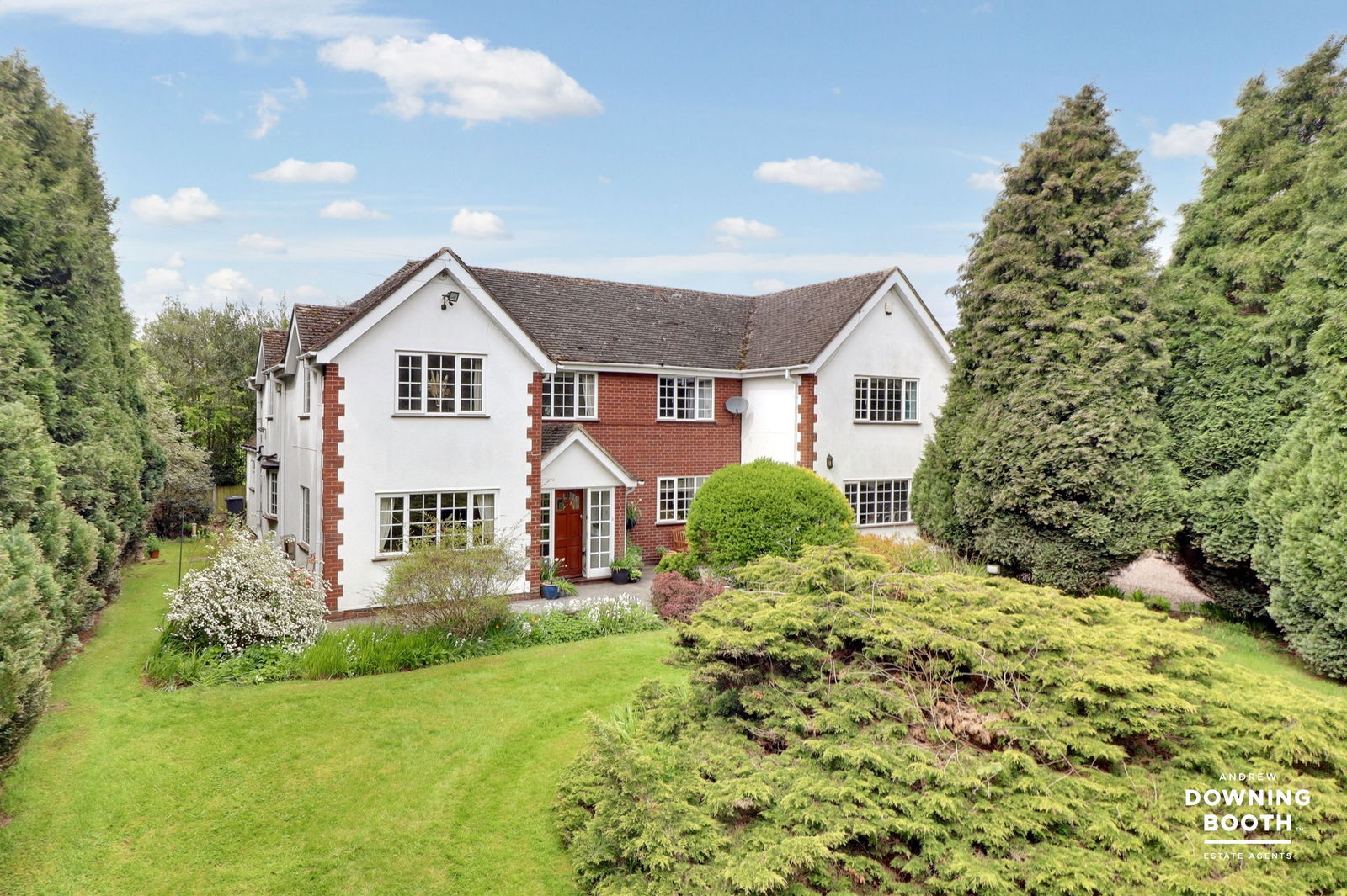 5 bedroom Detached house SSTC