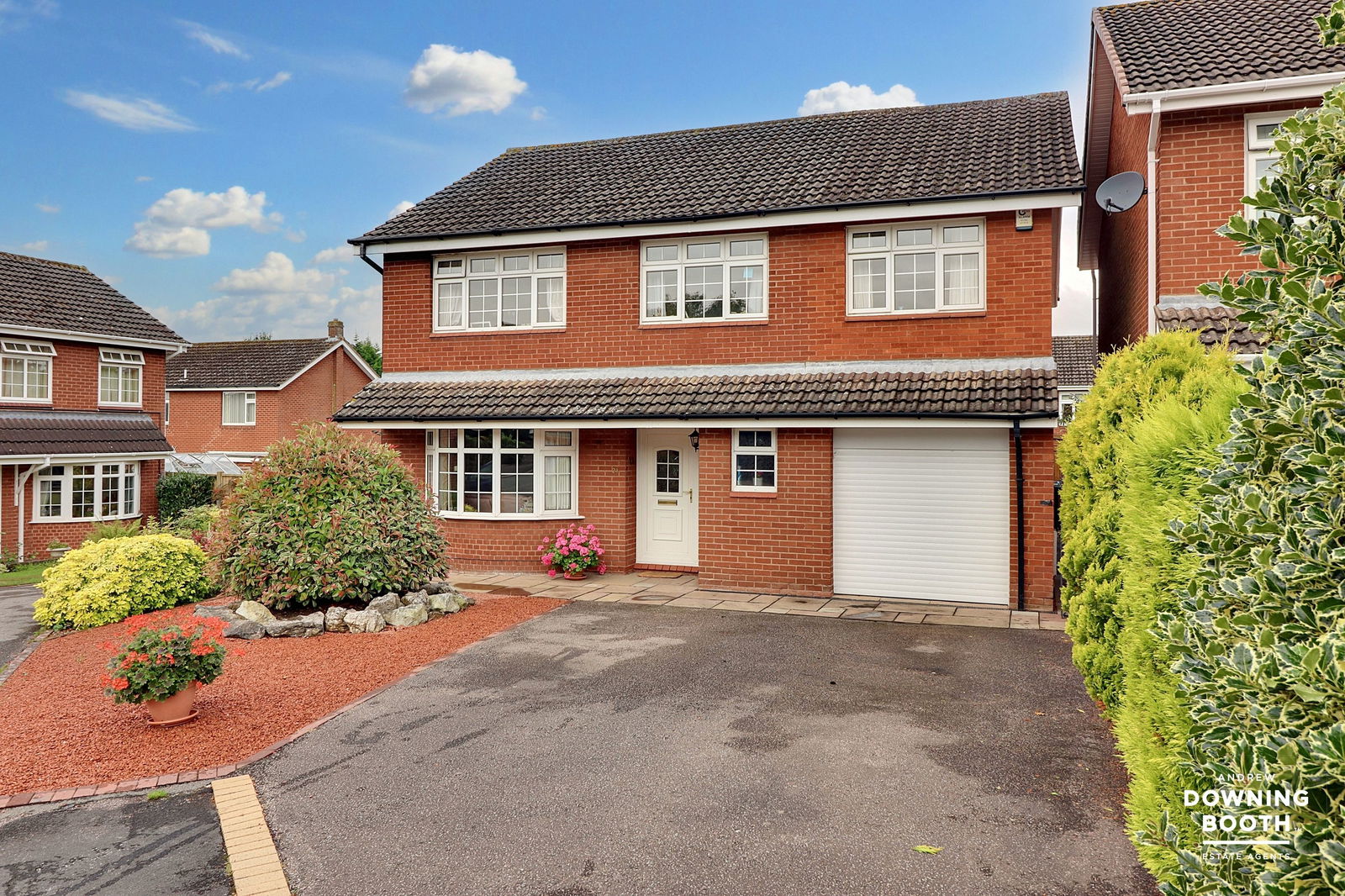 5 bedroom Detached house SSTC