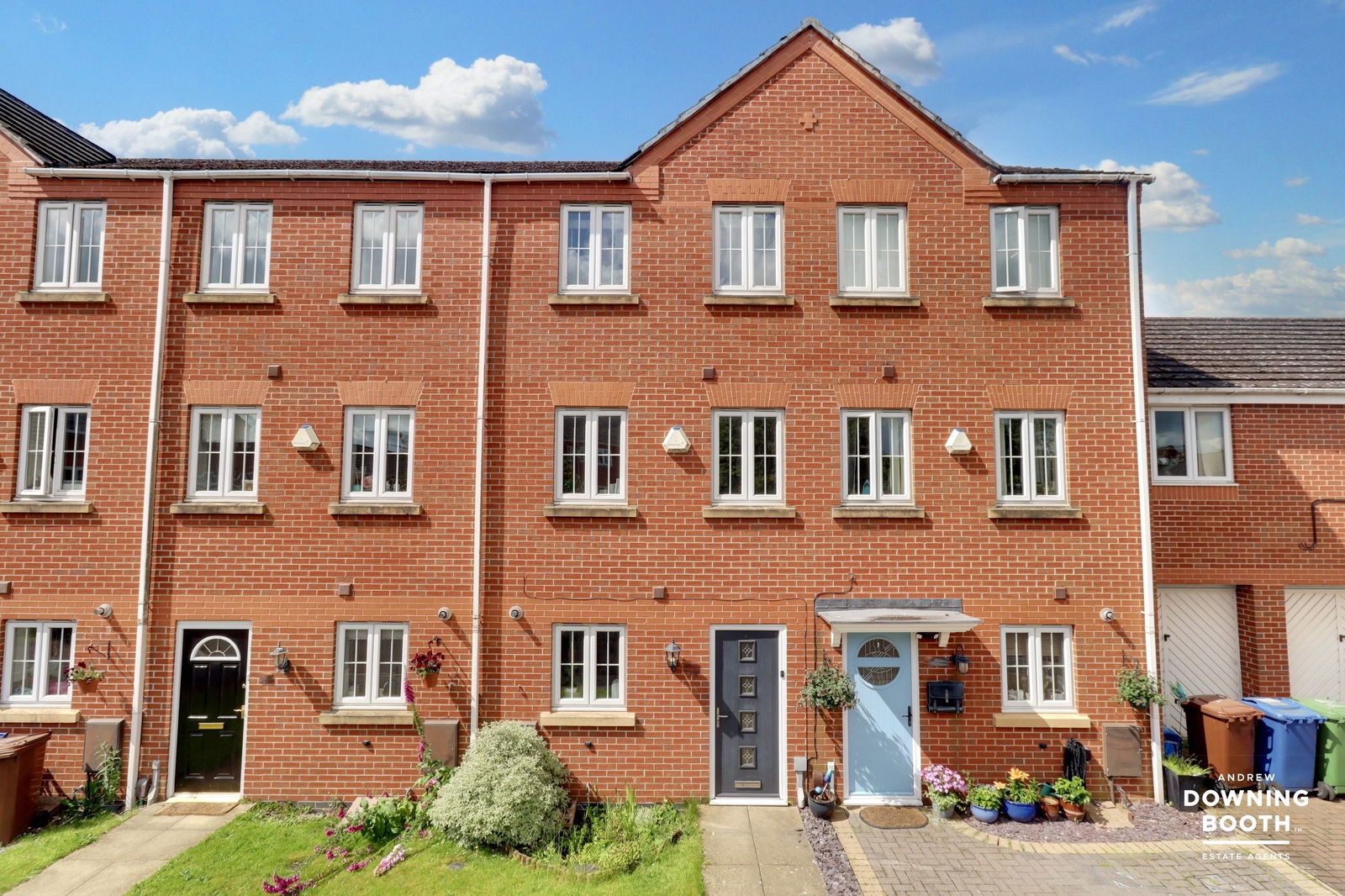 4 bedroom Town house SSTC