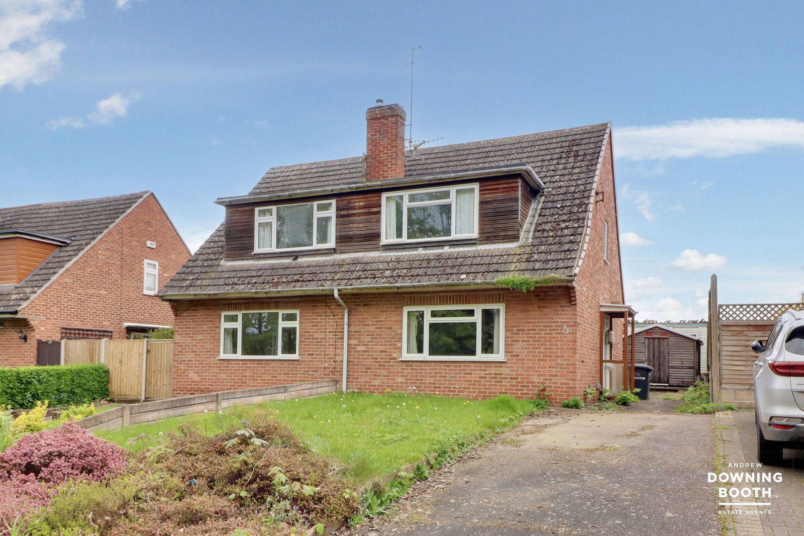 3 bedroom Semi-detached house SSTC
