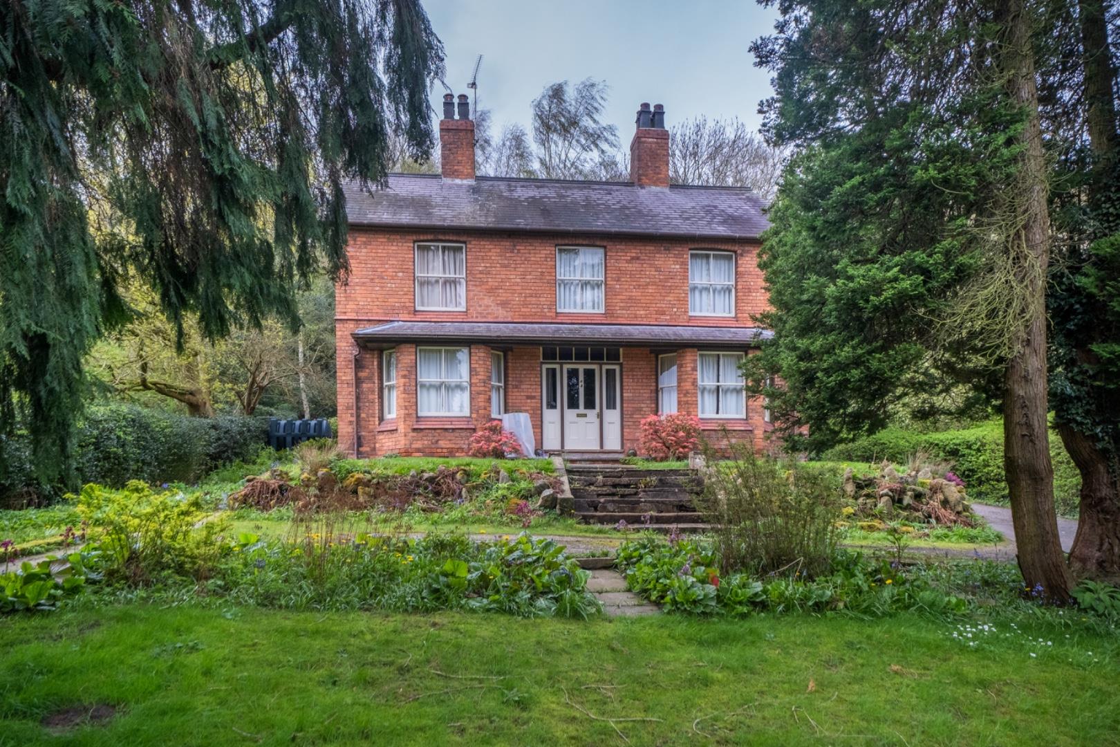 4 bedroom Detached house Sold