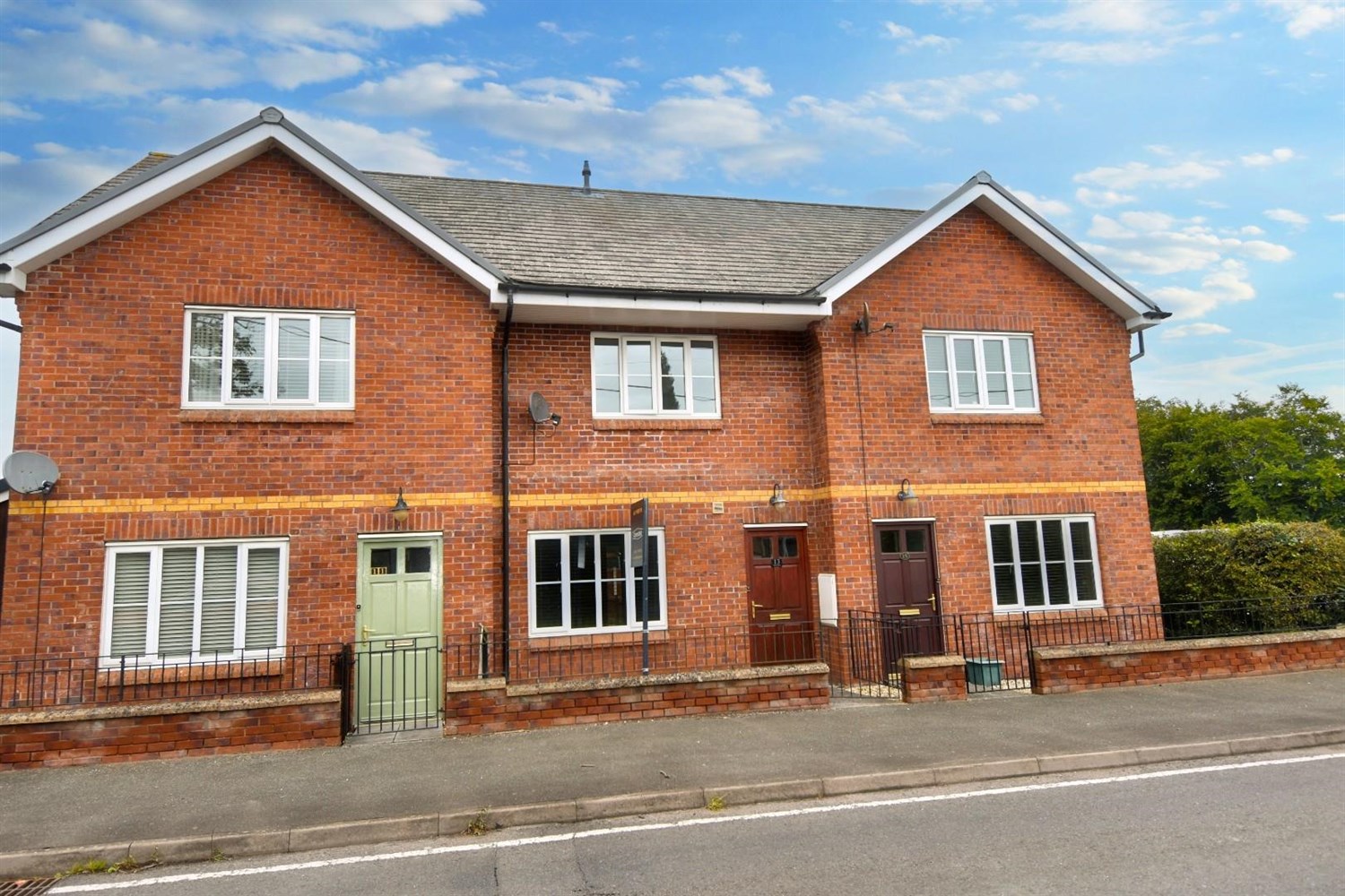 2 bedroom House (unspecified) LSTC