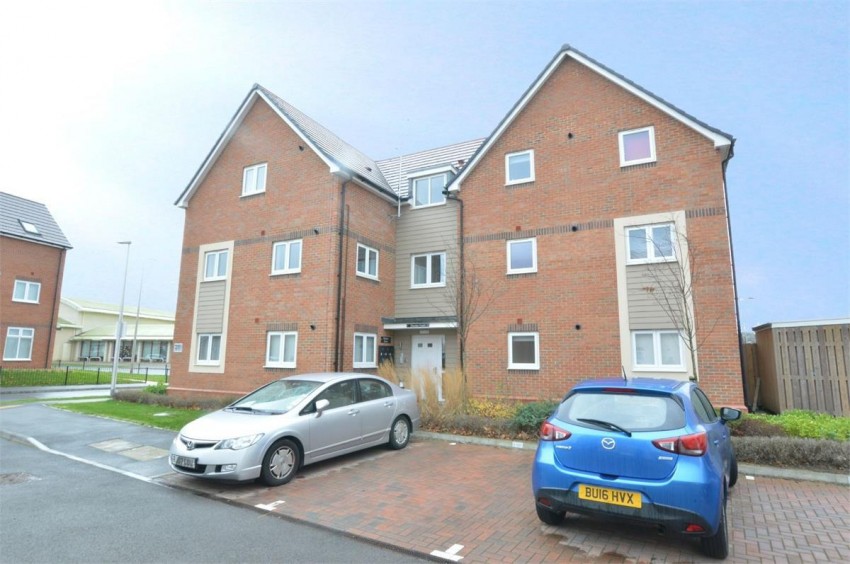 1 bedroom Terraced House Let