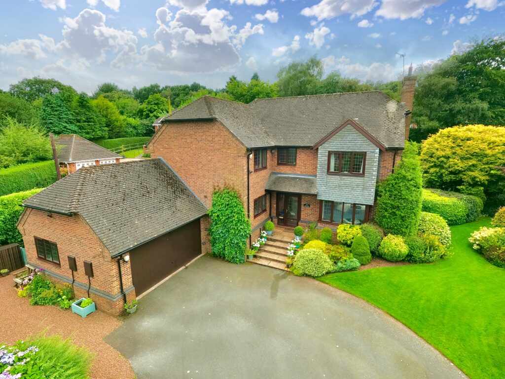 4 bedroom Detached house Sold
