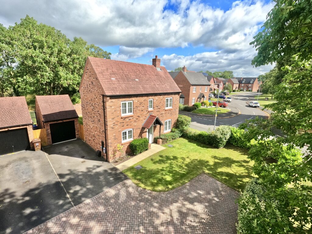 4 bedroom Detached house Sold