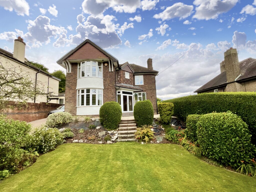 4 bedroom Detached house Sold