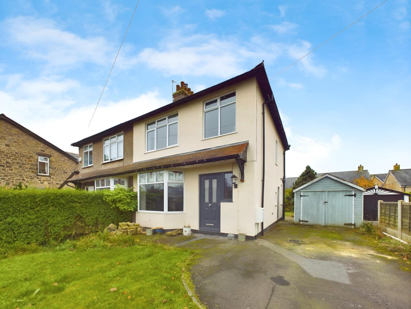 3 bedroom Semi-detached house SSTC