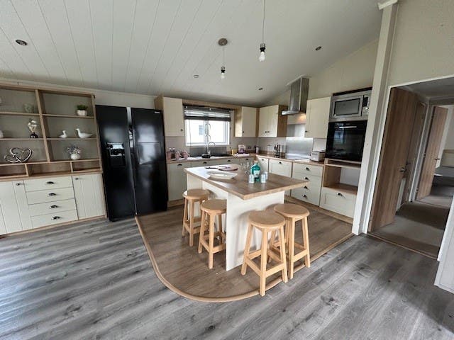 2 bedroom Lodge For Sale
