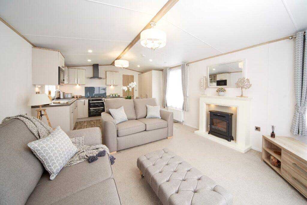2 bedroom Lodge For Sale