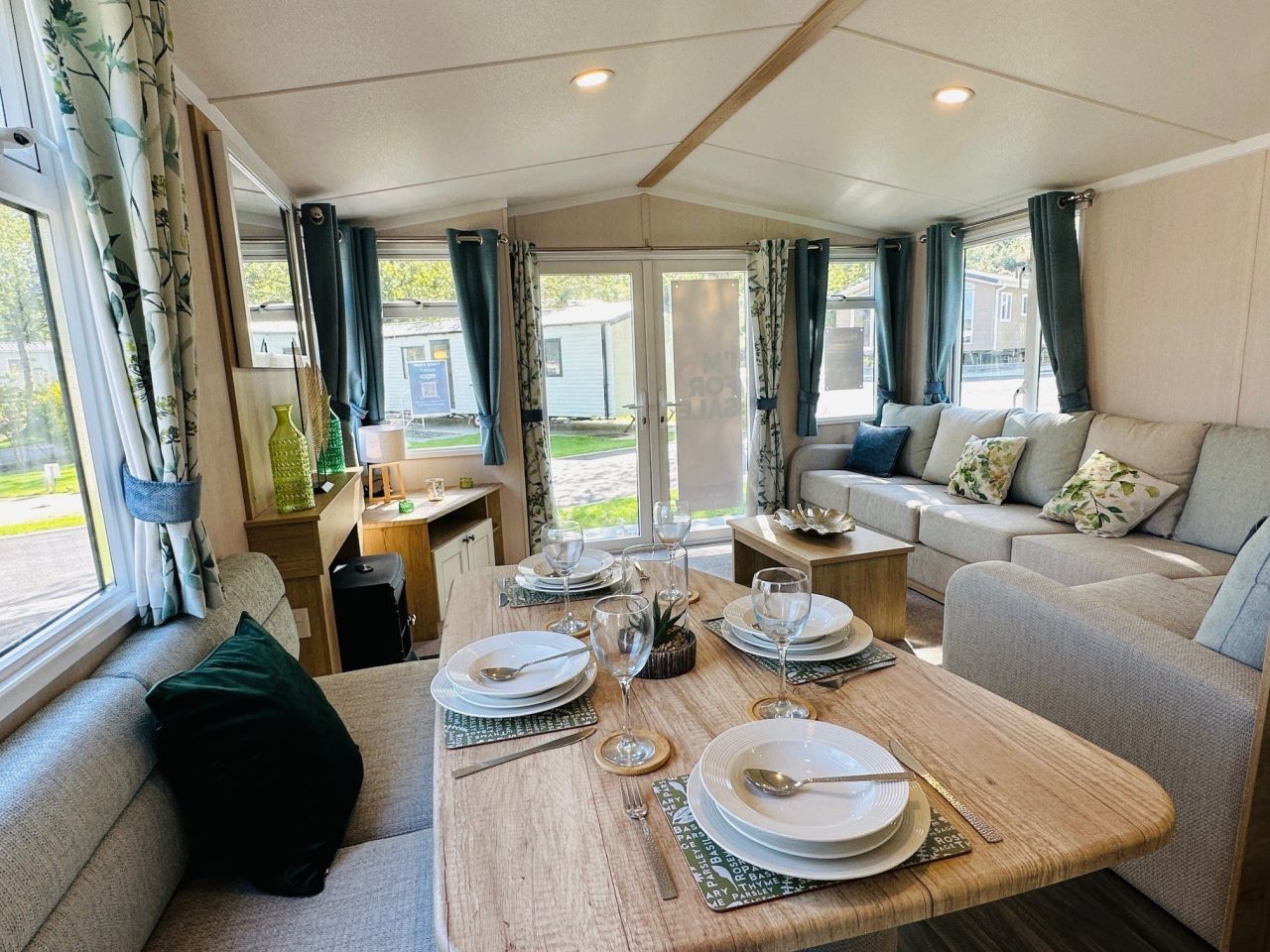 2 bedroom Mobile home For Sale