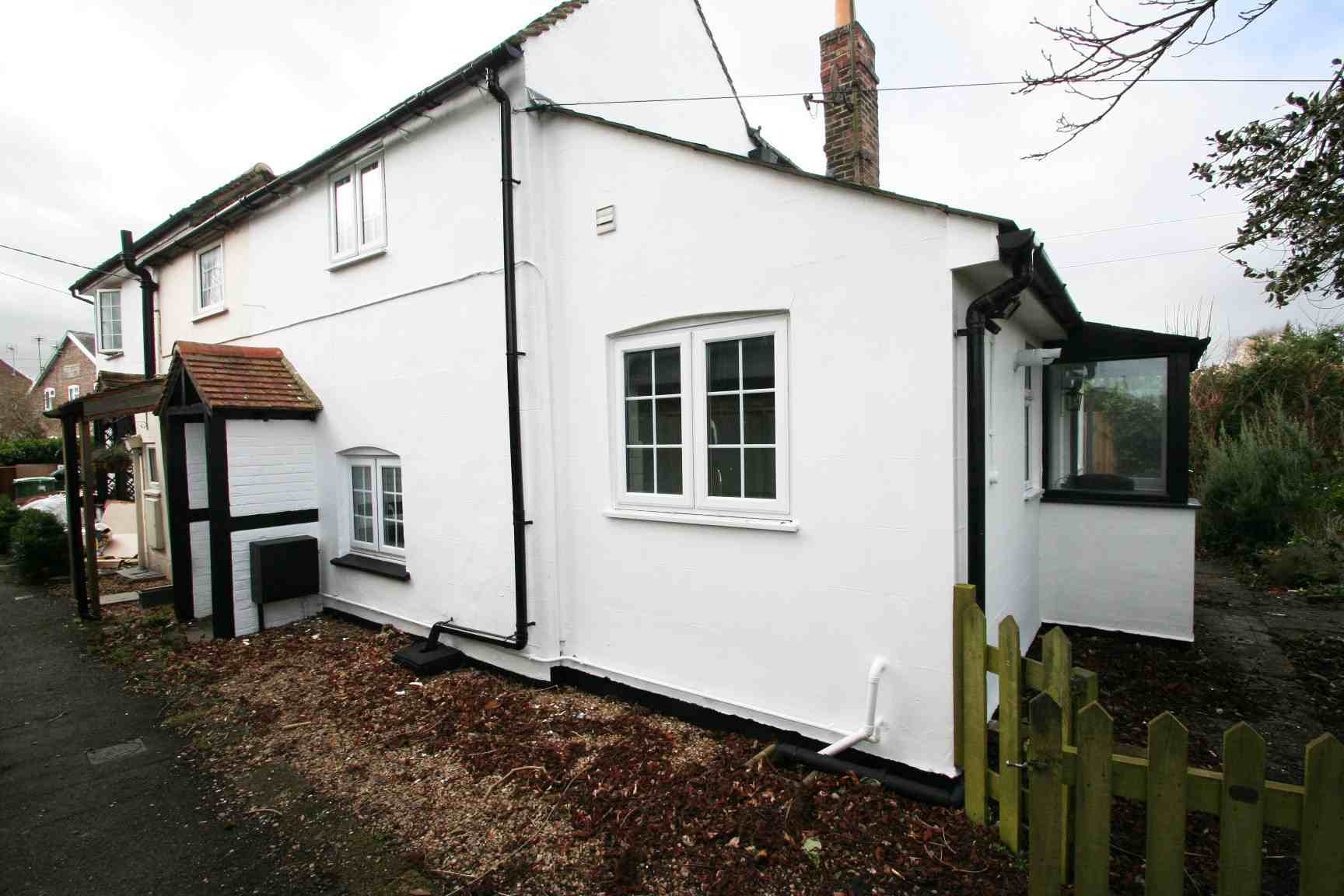 2 bedroom Cottage Let