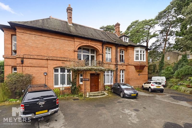 2 bedroom Apartment Sold