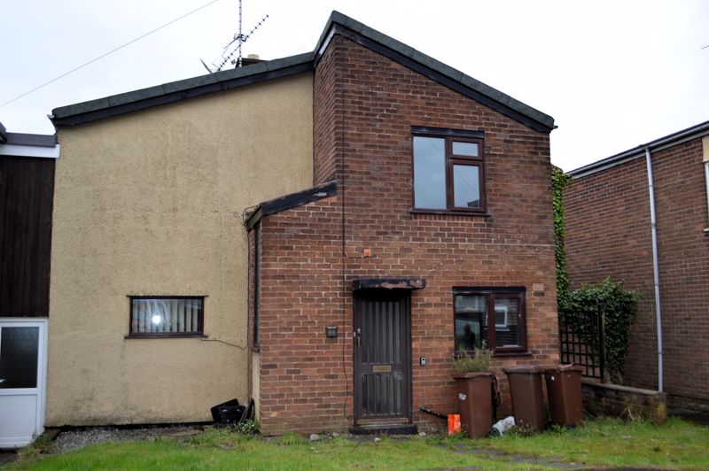 3 bedroom End of terrace house SSTC