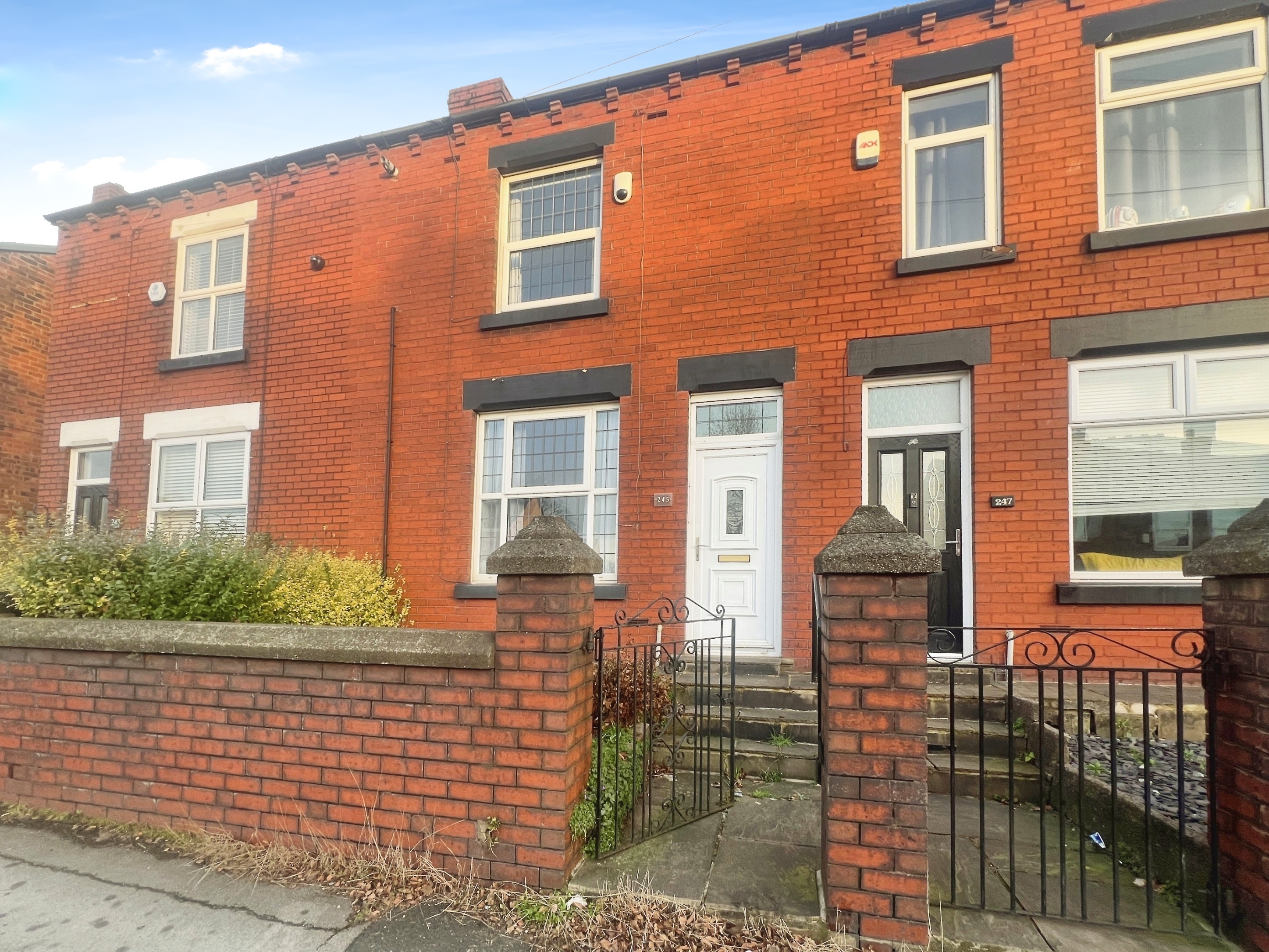 2 bedroom House (unspecified) SSTC