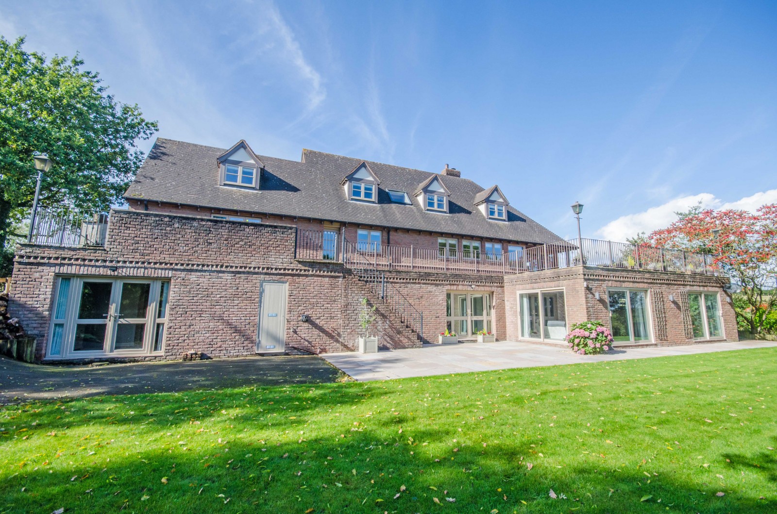 1 bedroom House (unspecified) LSTC