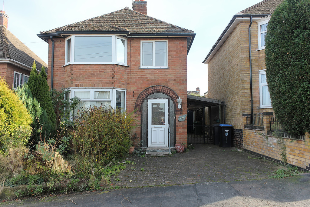 3 bedroom Detached house For Sale