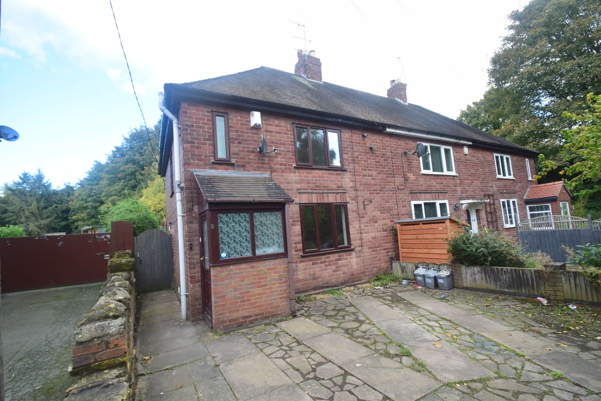 3 bedroom Terraced House To Let