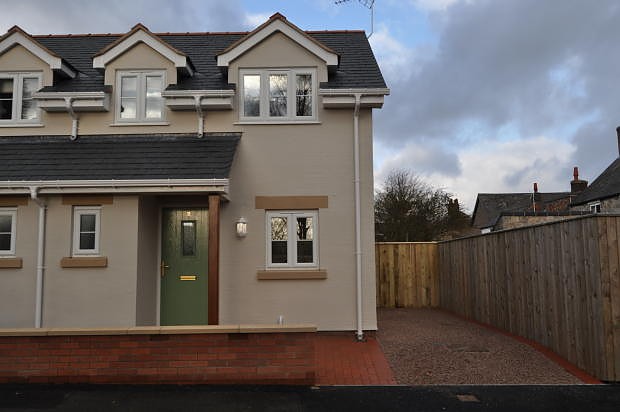2 bedroom House (unspecified) LSTC