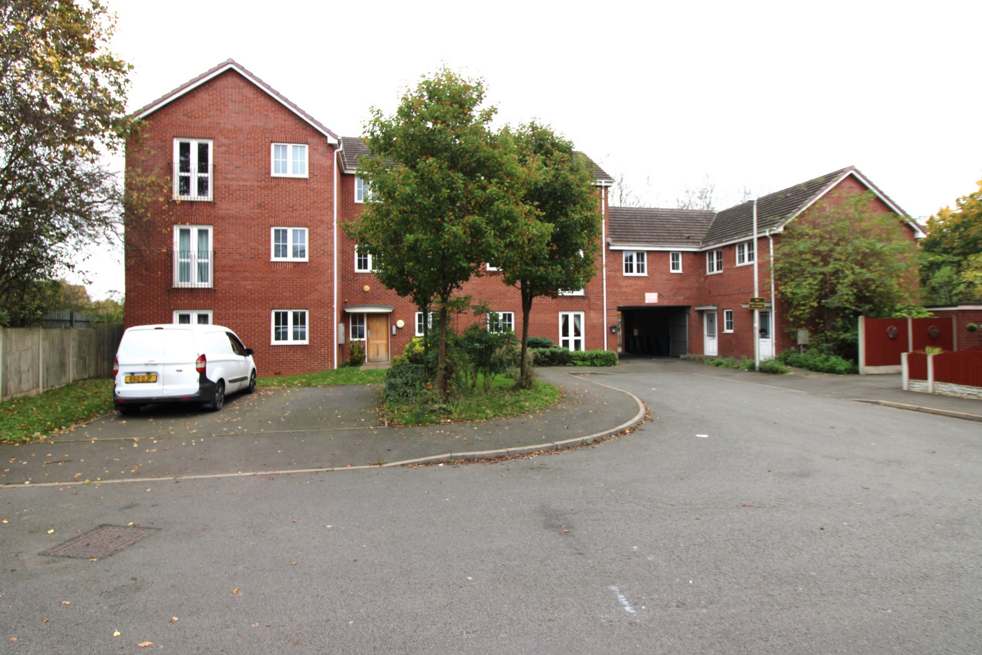 2 bedroom Apartment Let