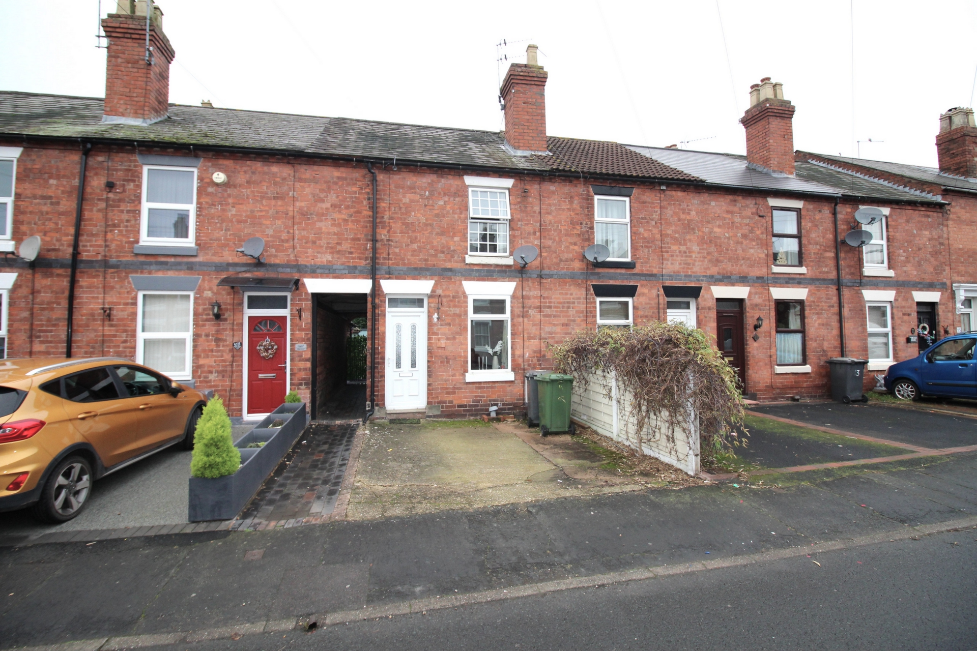 2 bedroom Terraced House Sold