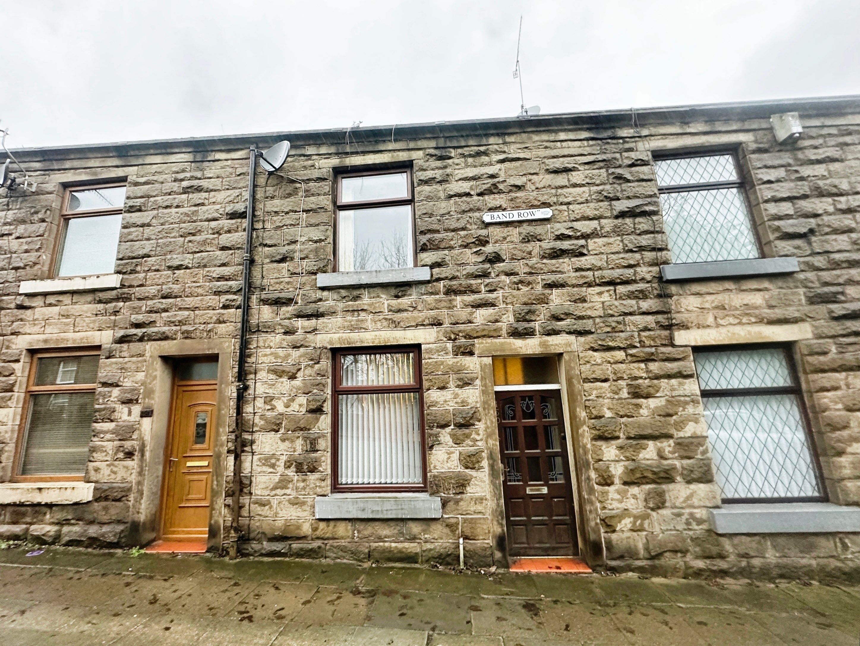 2 bedroom House (unspecified) For Sale