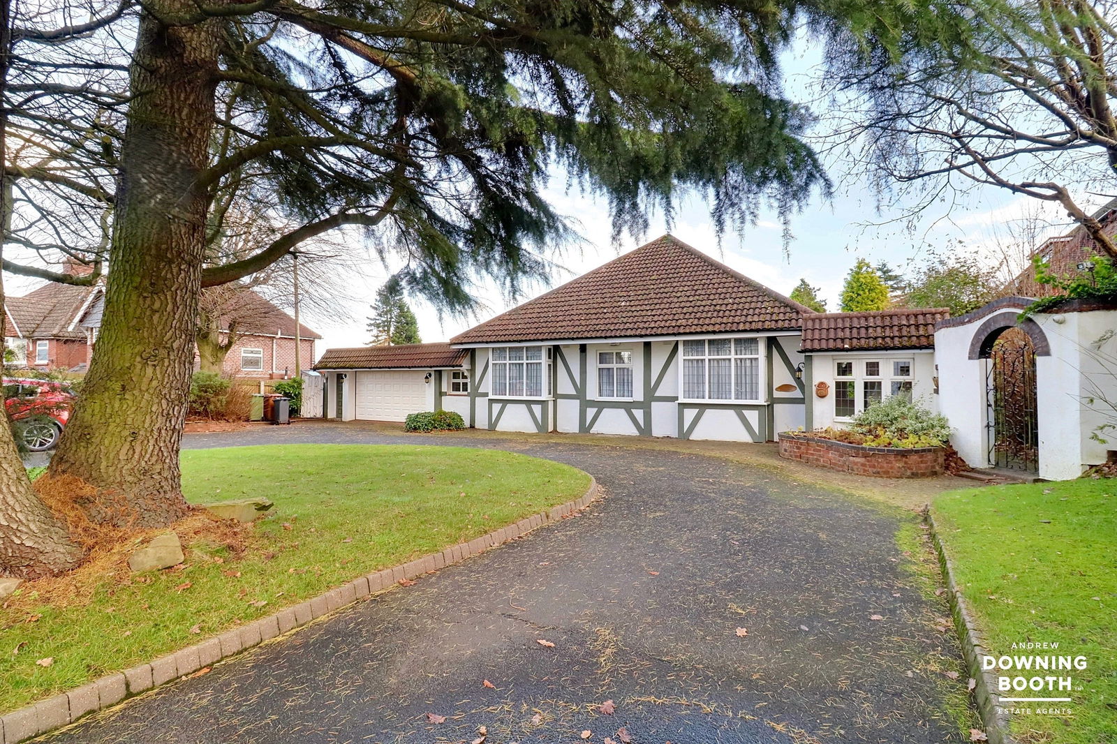 4 bedroom Bungalow SSTC