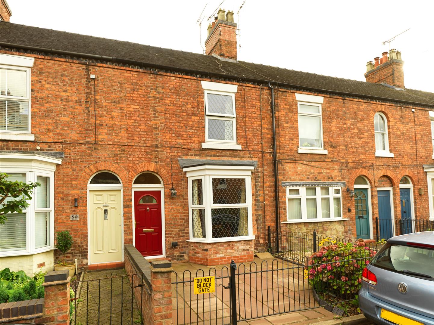 2 bedroom Terraced House Sold
