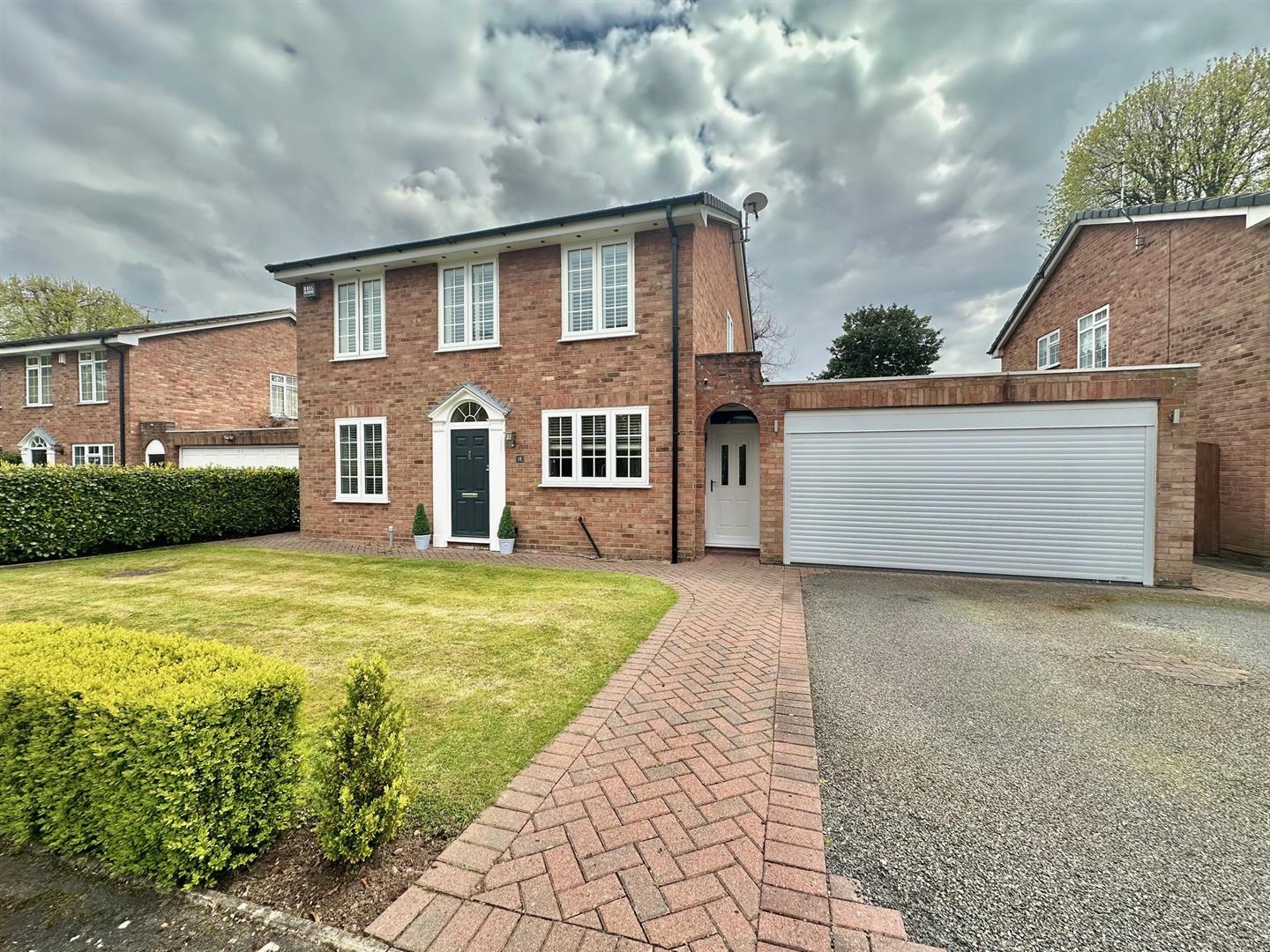4 bedroom Detached house Sold
