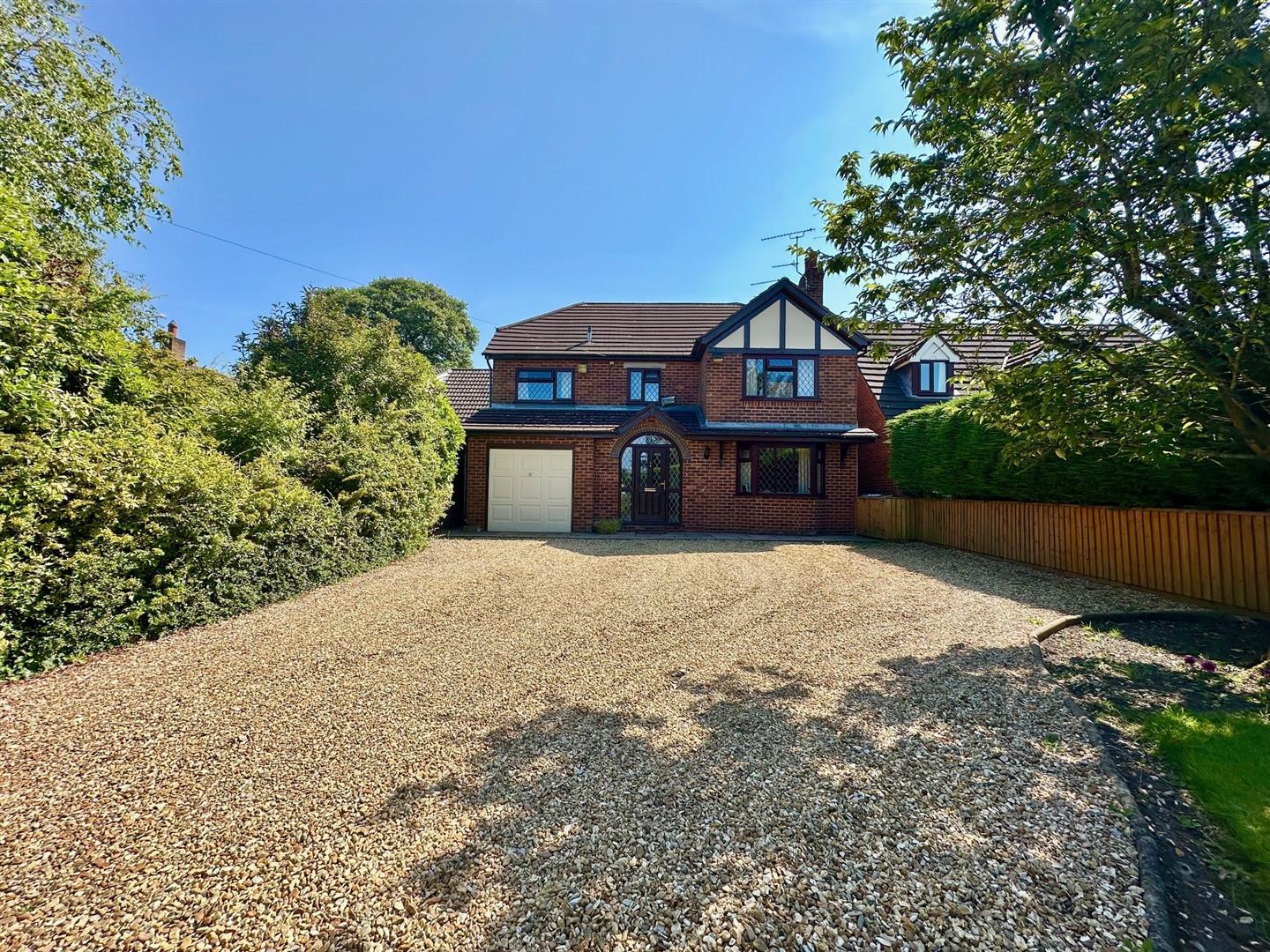 4 bedroom House For Sale