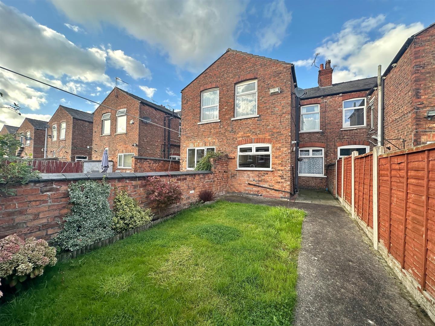 3 bedroom Terraced House Sold