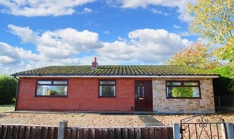 3 bedroom Detached House SSTC