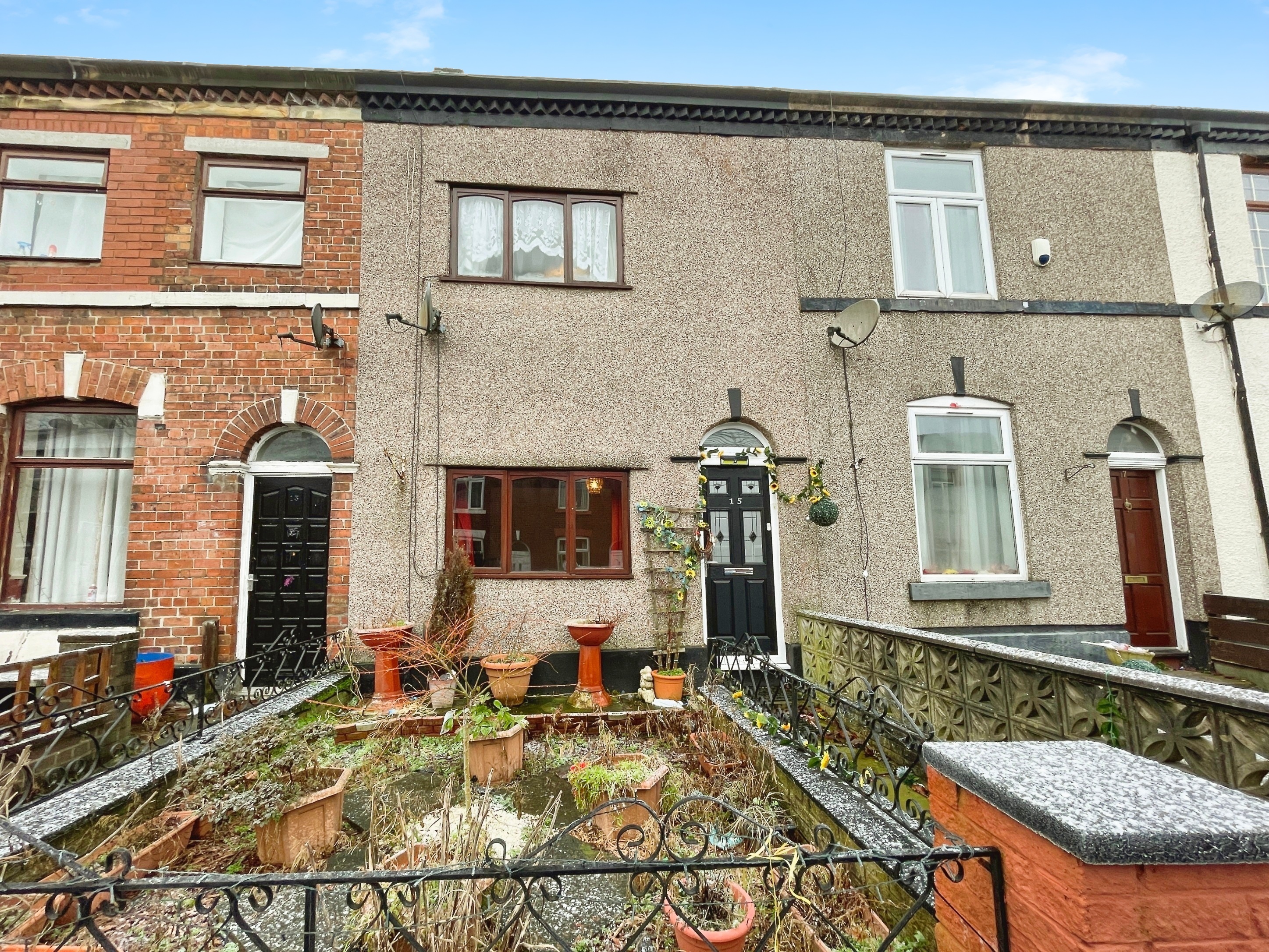 2 bedroom House (unspecified) SSTC