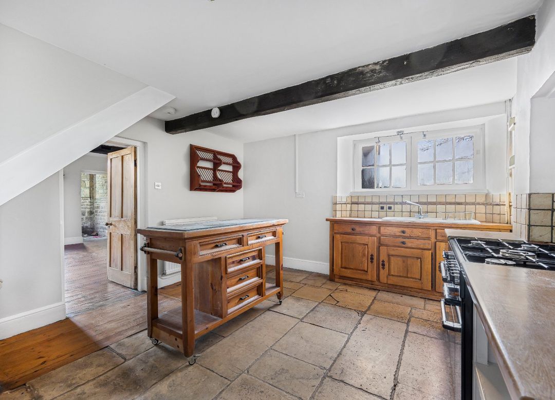 3 bedroom Cottage For Sale