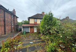 3 bedroom Semi-detached house Sold