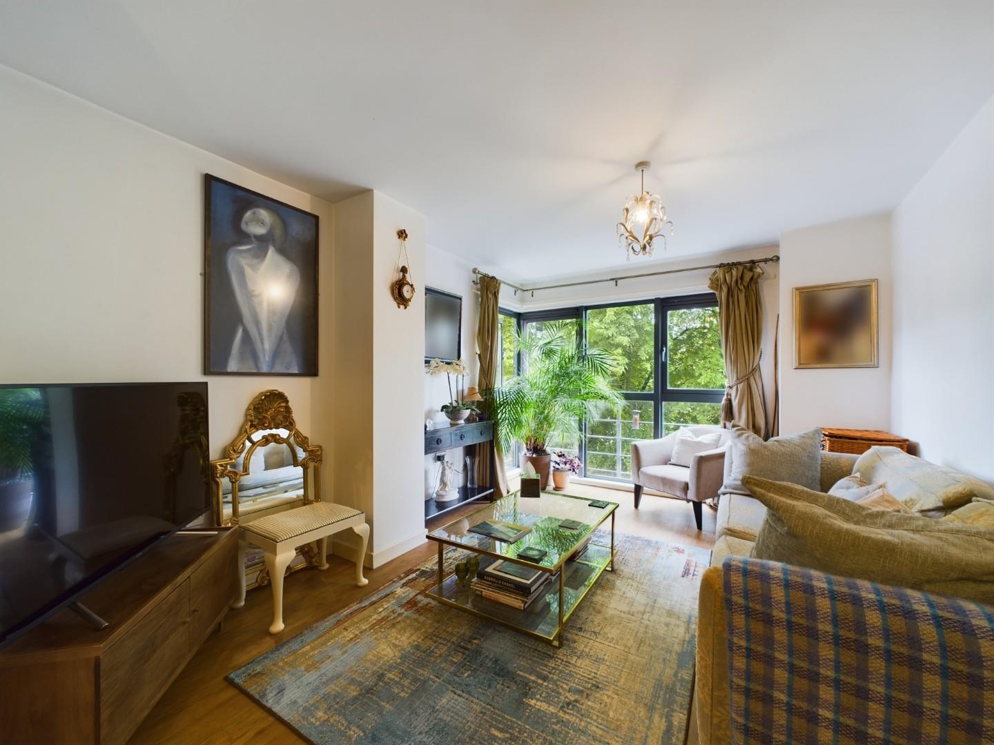 2 bedroom Detached house Sold