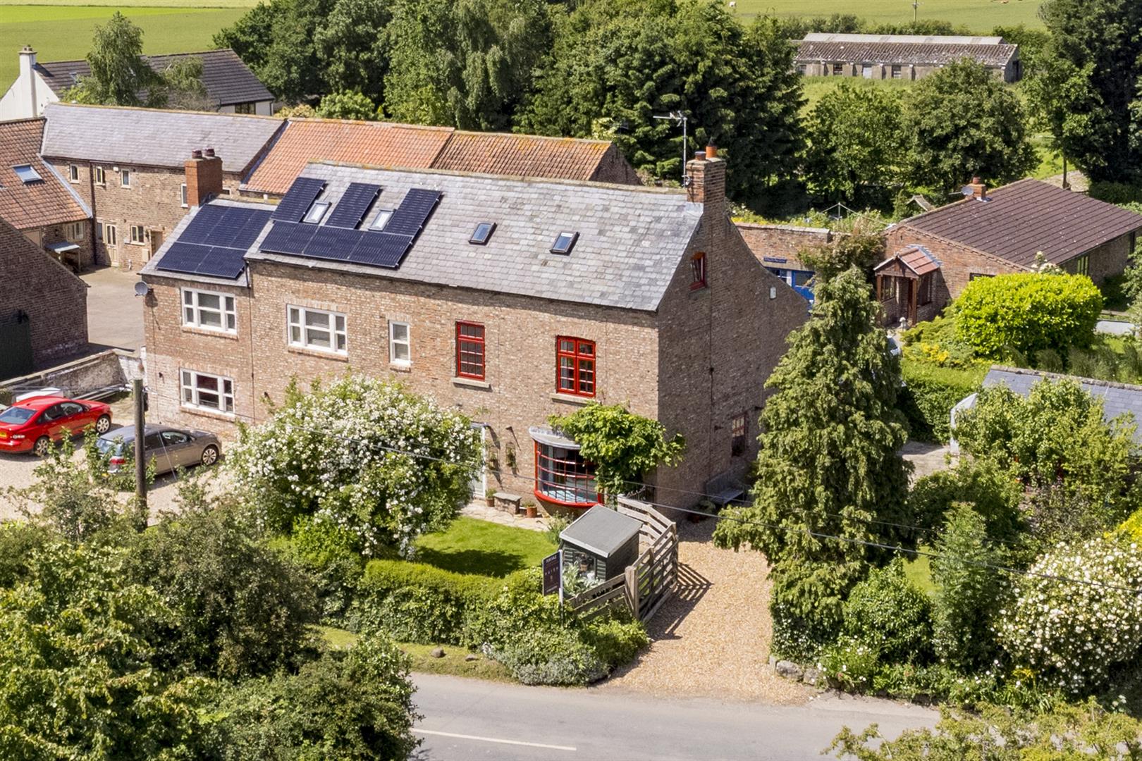 3 bedroom Cottage SSTC