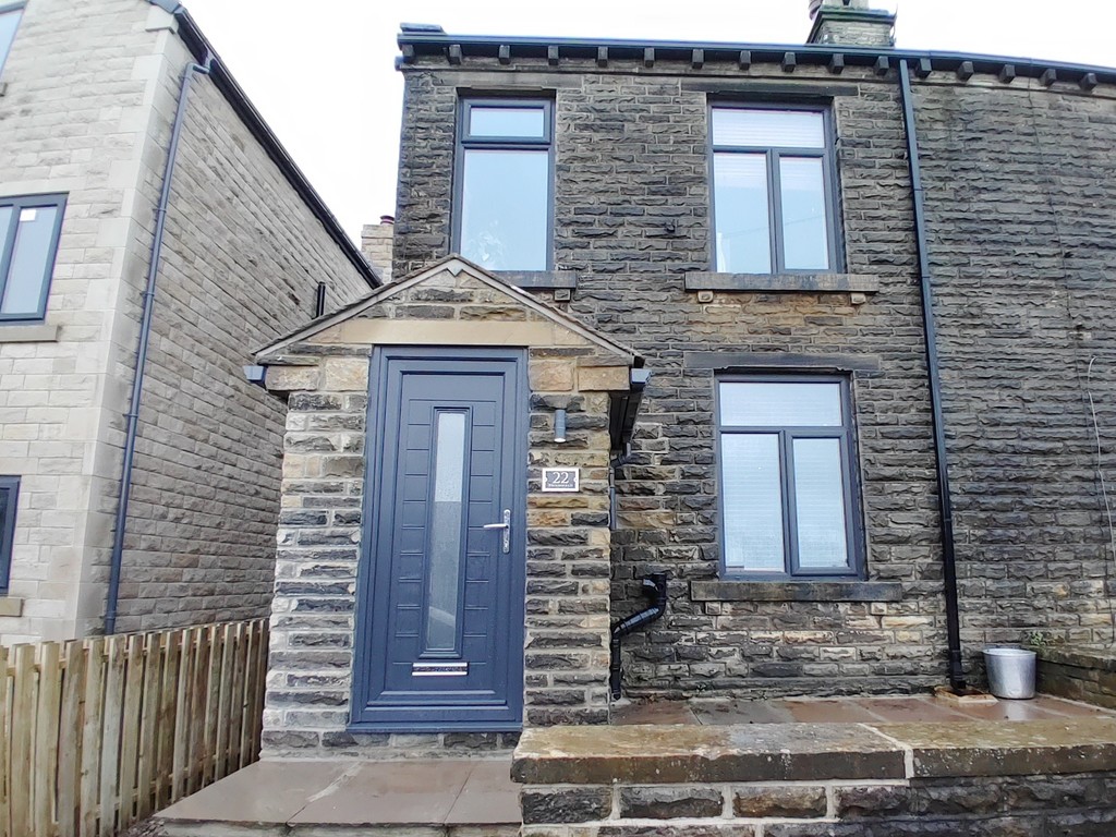 2 bedroom Detached house Sold