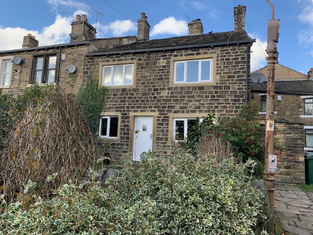 2 bedroom Cottage For Sale